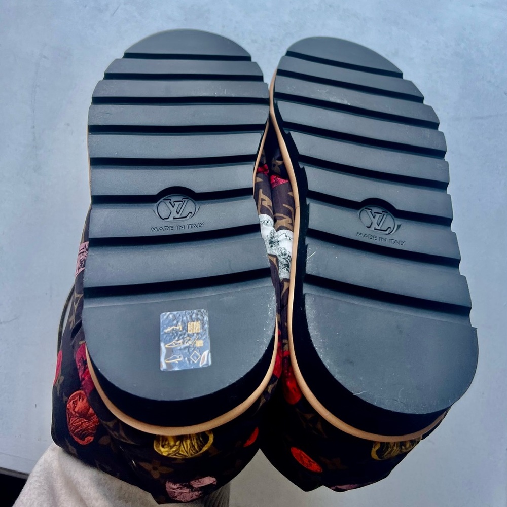 LV limited edition